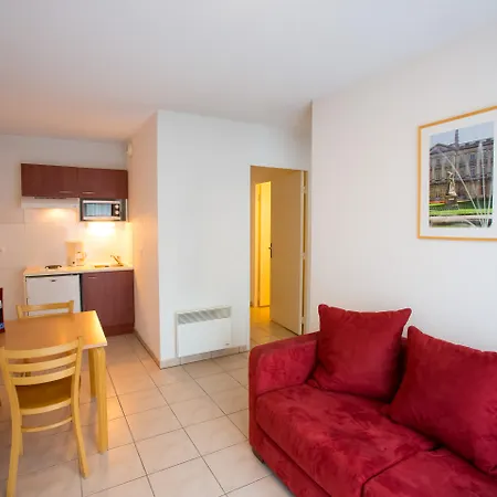Appart hôtel Bordeaux - Aéroport 3*
