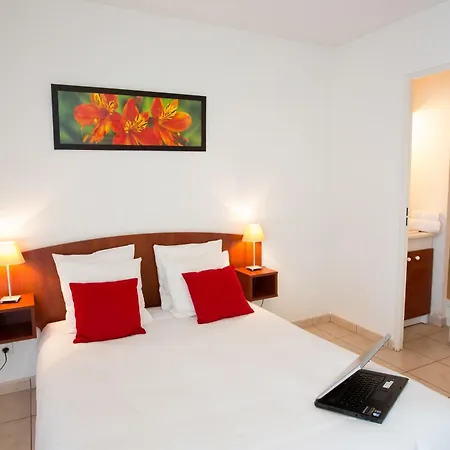 - Bordeaux - Aeroport Merignac (Gironde)