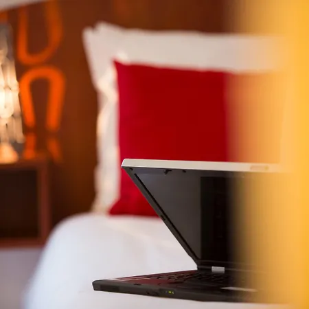 - Bordeaux - Aeroport 3* Merignac (Gironde)