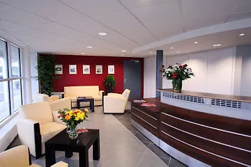 - Bordeaux - Aeroport Aparthotel Merignac (Gironde)