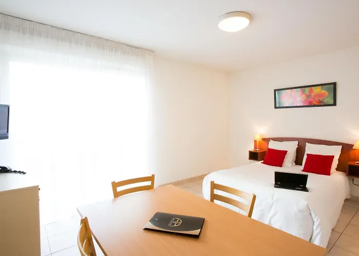 Aparthotel - Bordeaux - Aeroport 3*